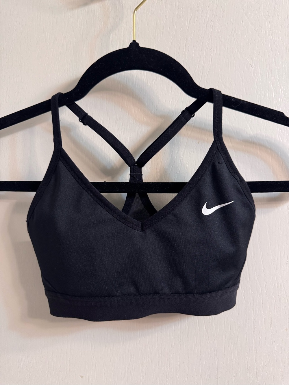 Nike Black V-Neck Strappy Sports Bra with White Swoosh Size XS EUC